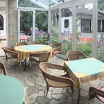 Konukevi Muehlenheim 3*